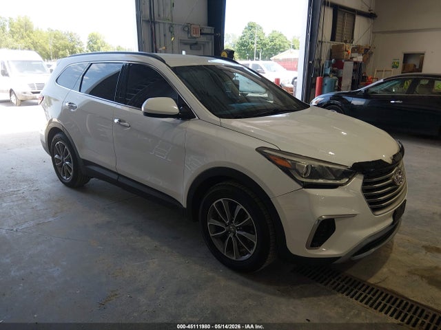 Salvage Hyundai SANTA FE Image