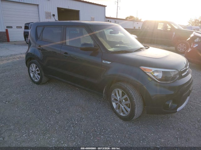 Salvage Kia Soul Image