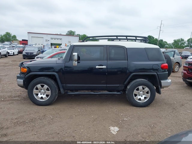 Toyota FJ Cruiser