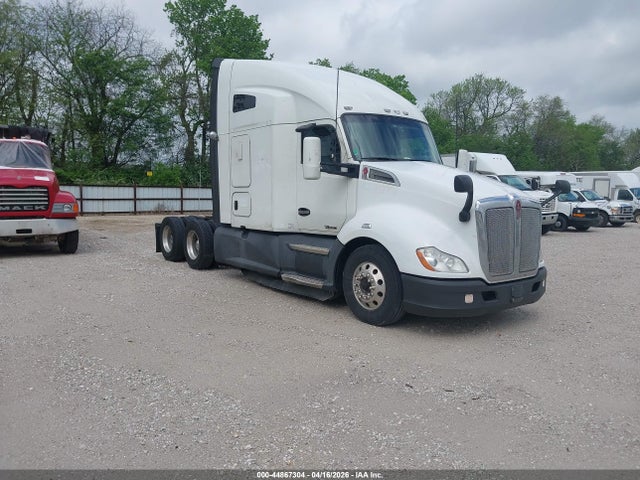 Salvage Kenworth T680 Image