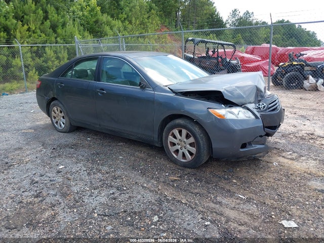 Salvage Toyota Camry Image
