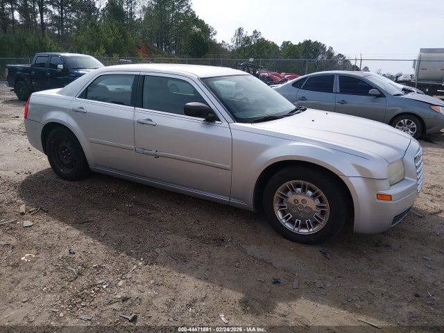 Salvage Chrysler 300 Image