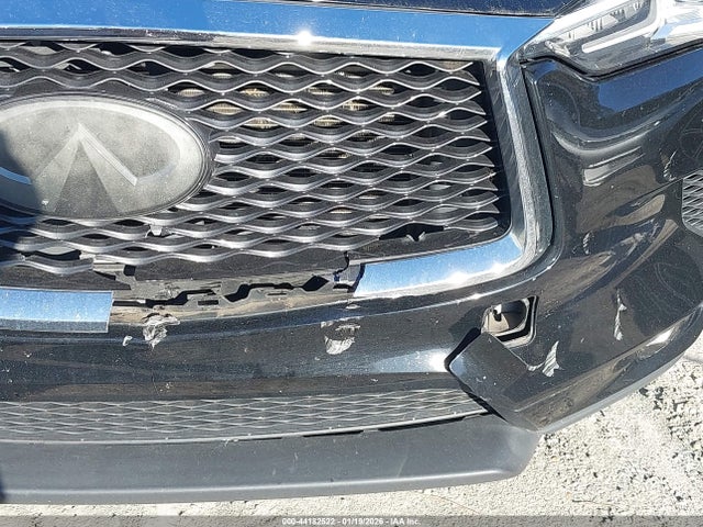 INFINITI Qx Luxe