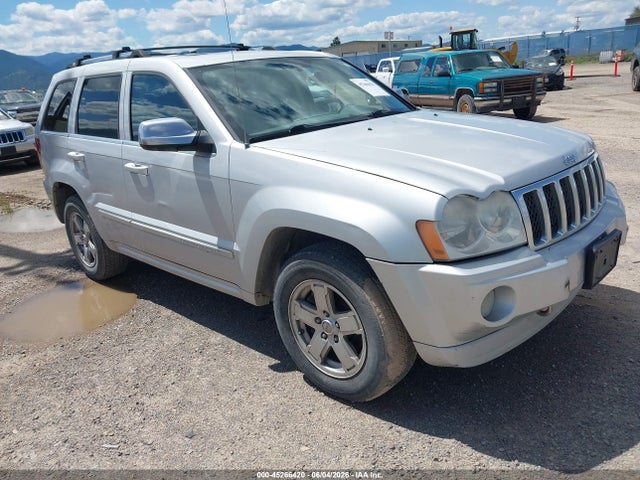 Salvage Jeep Grand Cherokee Image