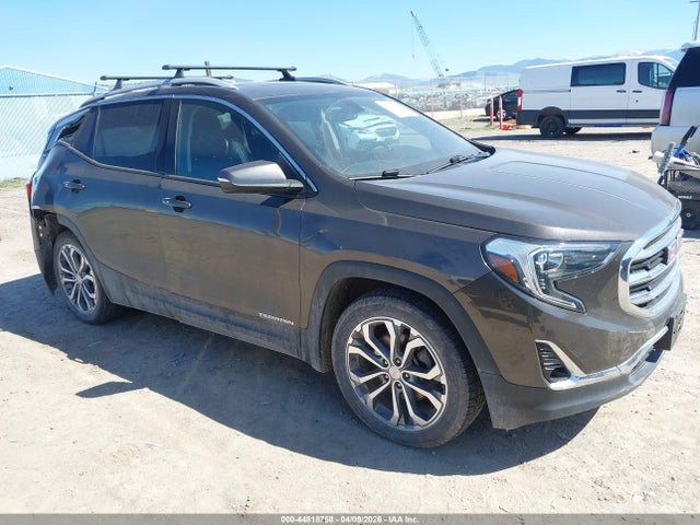 Salvage GMC Terrain Image