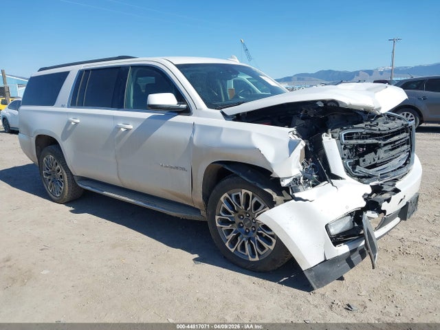Salvage GMC Yukon Image
