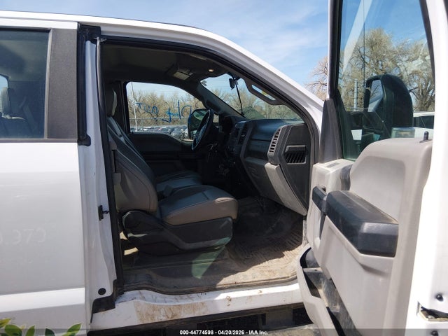 Ford F-250 Xl