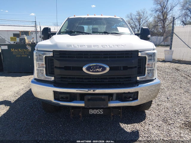 Ford F-250 Xl