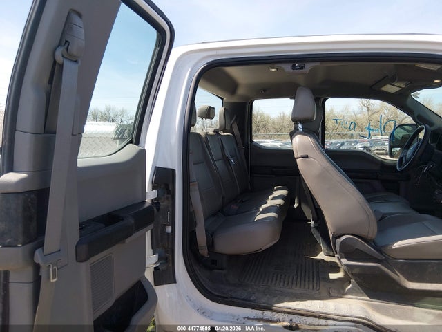 Ford F-250 Xl