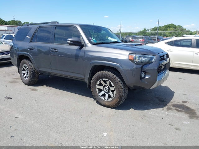 Salvage Toyota 4Runner Image