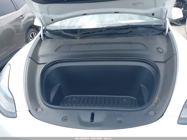 Tesla Model Y Performance Dual Motor All-wheel Drive