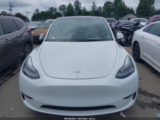 Tesla Model Y Performance Dual Motor All-wheel Drive