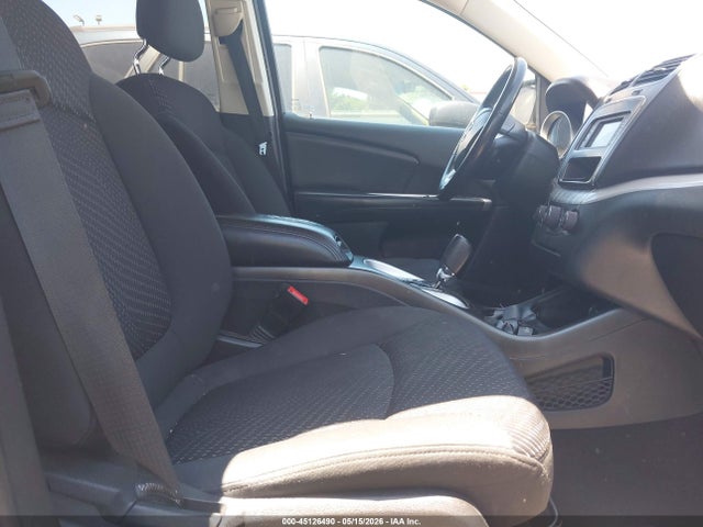 Dodge Journey Se