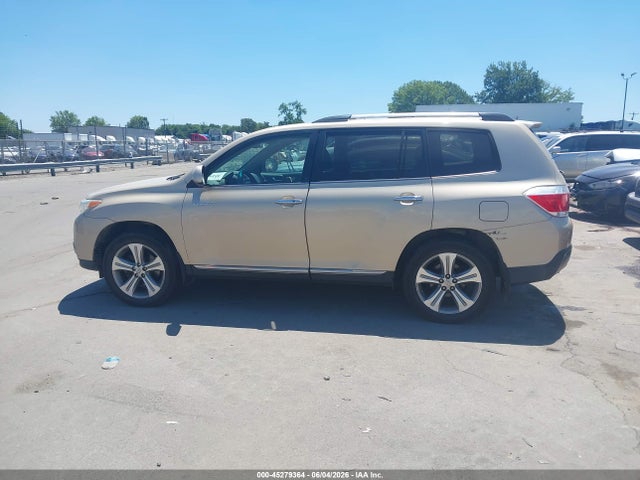 Toyota Highlander Limited V6