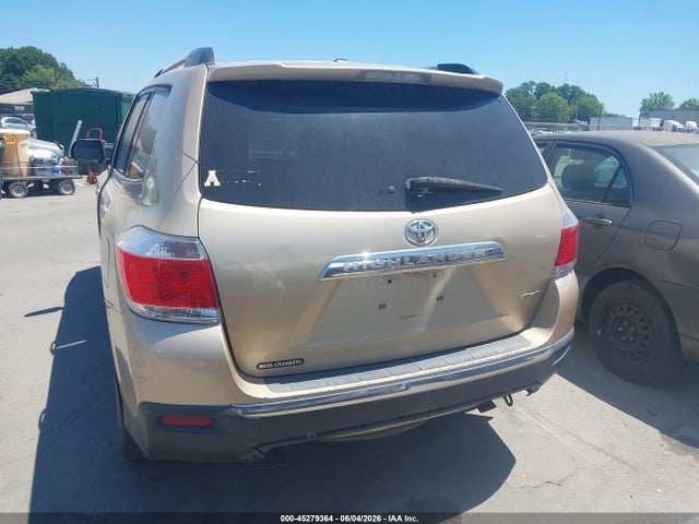 Toyota Highlander Limited V6