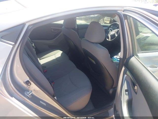 Hyundai ELANTRA Se