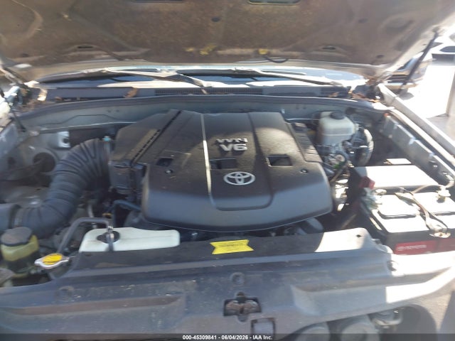 Toyota 4Runner Sr5 V6