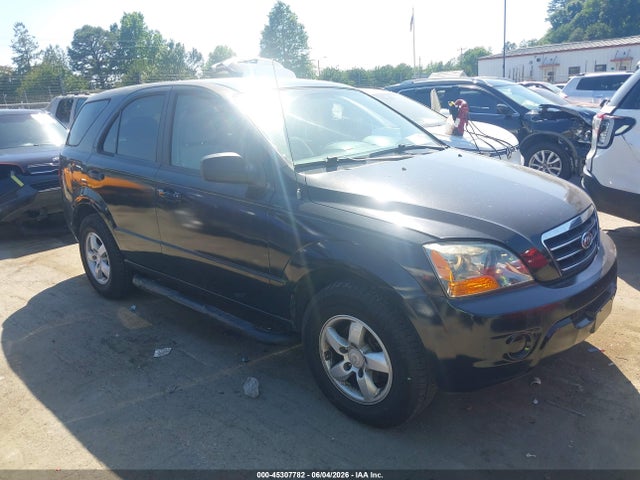Salvage Kia Sorento Image