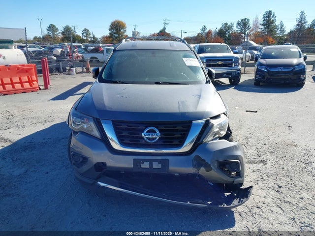 Nissan Pathfinder S 2wd