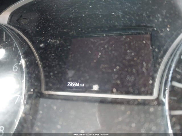 Nissan Pathfinder S 2wd