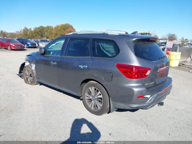 Nissan Pathfinder S 2wd