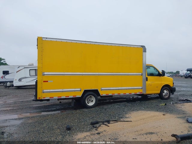 General Motors Savana Cutaway Work Van