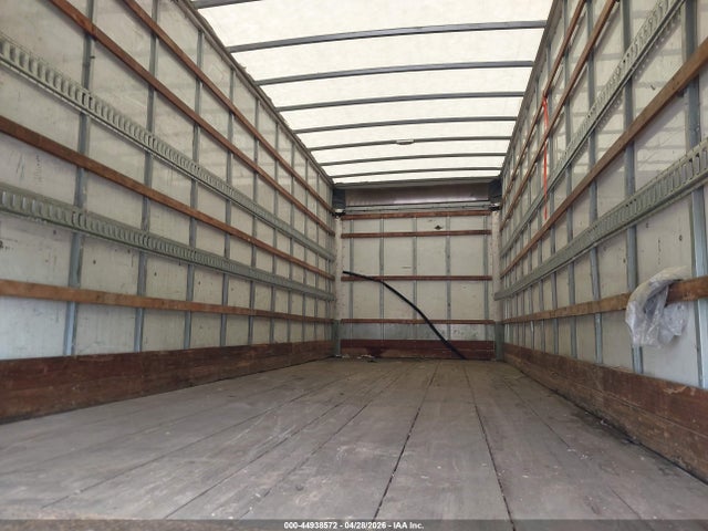 Freightliner M2 106