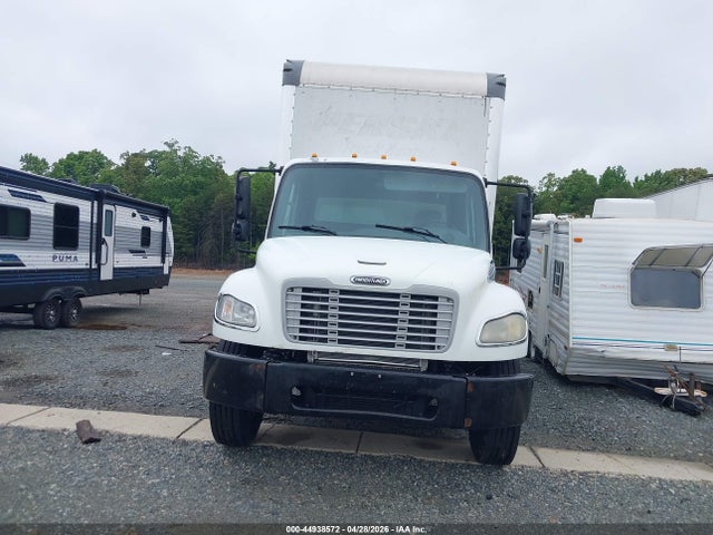 Freightliner M2 106