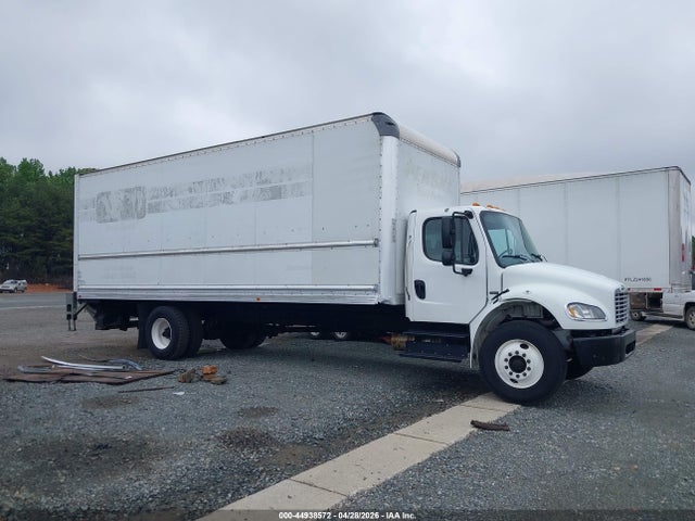 Freightliner M2 106