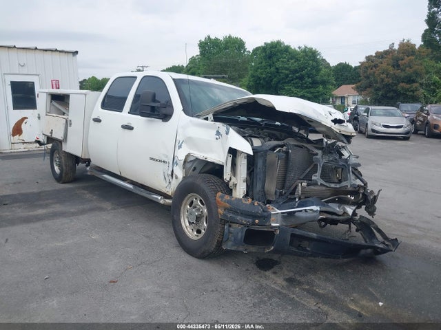 Salvage Chevrolet Silverado 3500 Image
