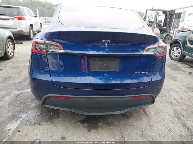 Tesla Model Y Long Range Dual Motor All-wheel Drive