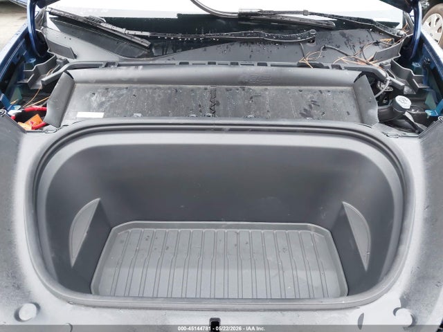 Tesla Model Y Long Range Dual Motor All-wheel Drive