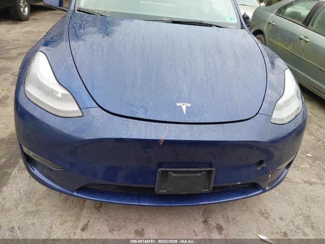 Tesla Model Y Long Range Dual Motor All-wheel Drive