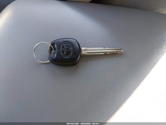 Toyota Camry L