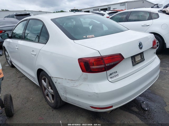 Volkswagen Jetta 1.4t S