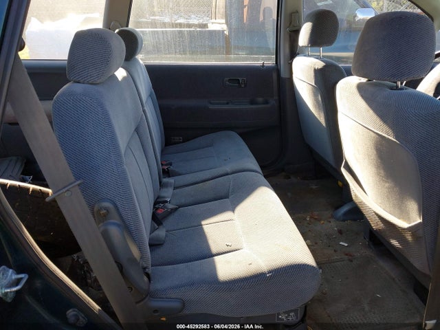 Isuzu Oasis S