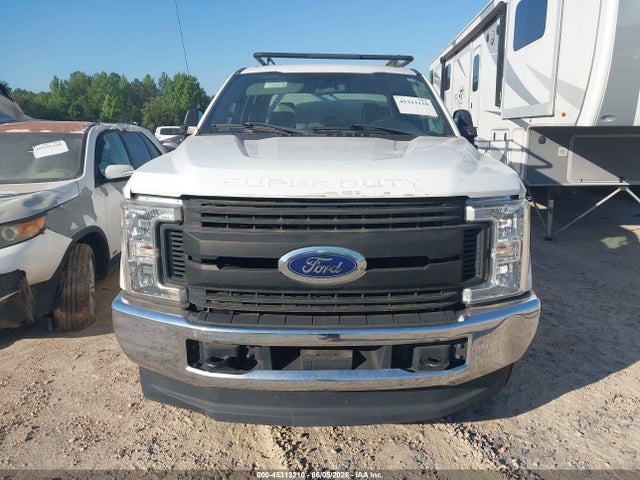 Ford F-350 Xl