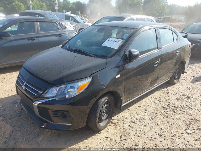 Mitsubishi Mirage Es