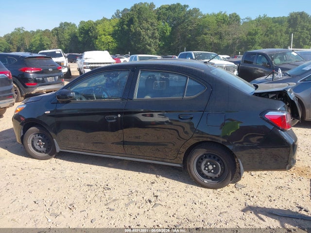 Mitsubishi Mirage Es