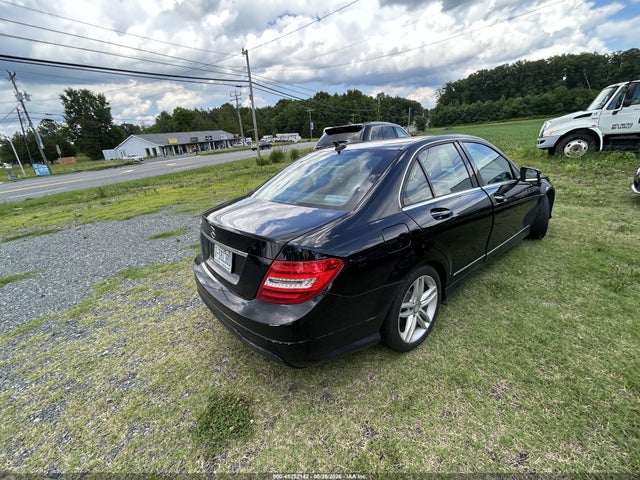 Mercedes-Benz C-Class Sport