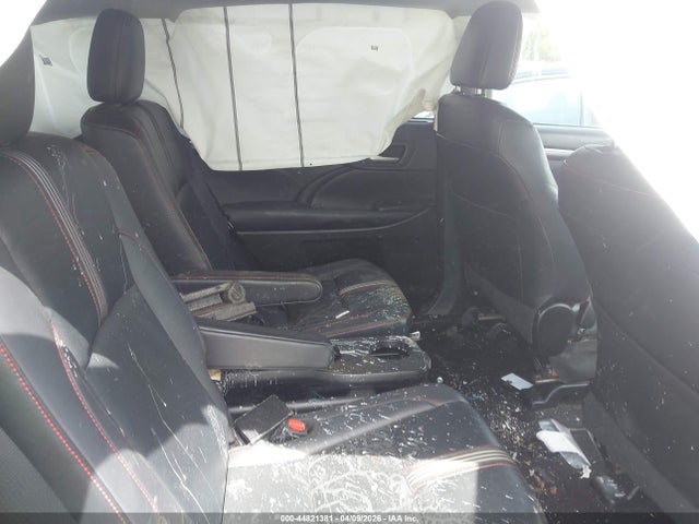 Toyota Highlander Se