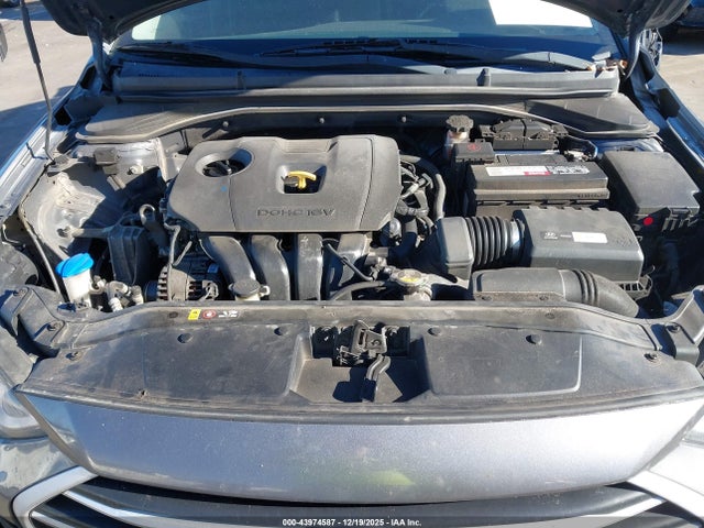 Hyundai ELANTRA Value Edition