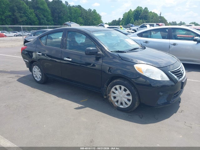 Salvage Nissan Versa Image