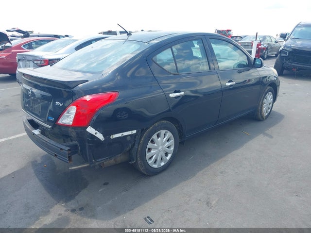 Nissan Versa 1.6 Sv