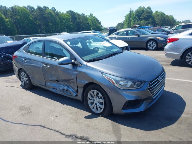 Salvage Hyundai ACCENT Image