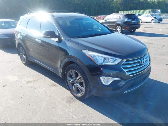 Salvage Hyundai SANTA FE Image