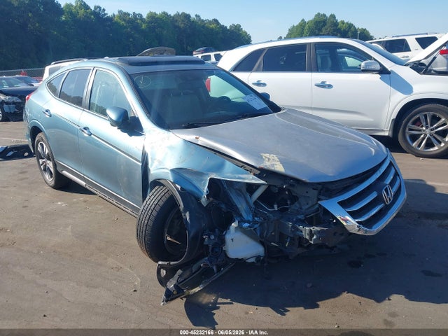 Salvage Honda Crosstour Image