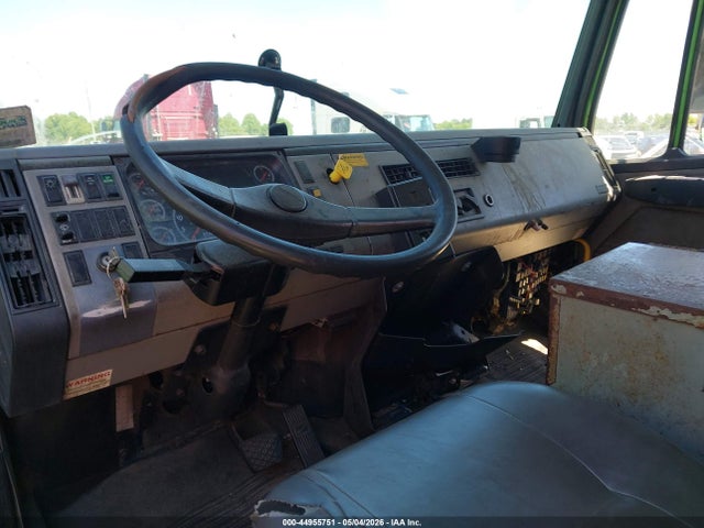 Freightliner Medium Conventional Fl70