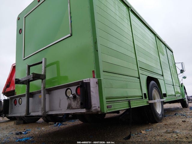 Freightliner Medium Conventional Fl70