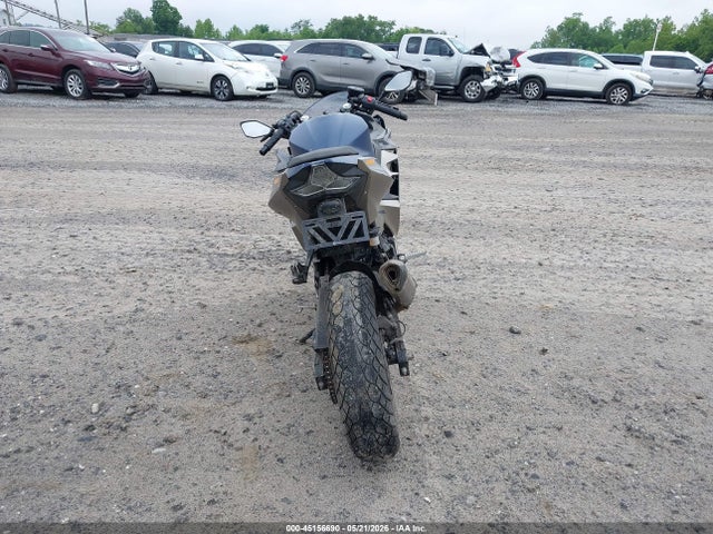 Kawasaki Ex400